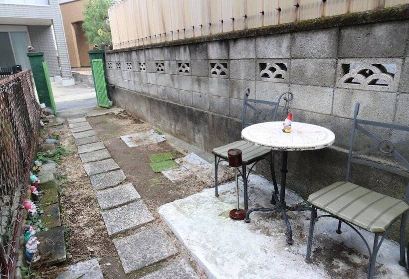 פנסיון Hilda Inn