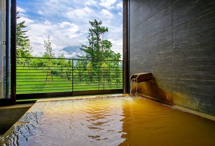 بنسيون Niseko Inn Of Youtei Raku Suisan