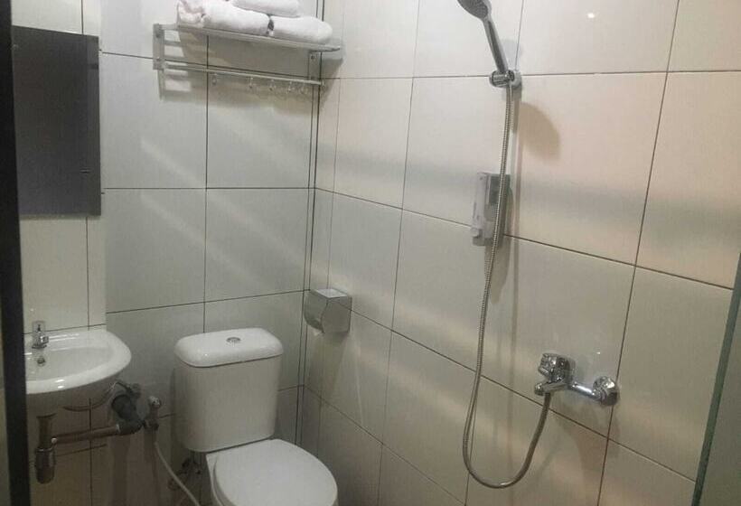 פנסיון Royal Guesthouse Bandar Lampung