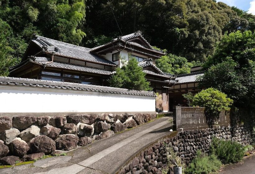 بنسيون Shimanto Riverside Hideaway