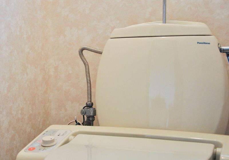 بنسيون Tuktuk House