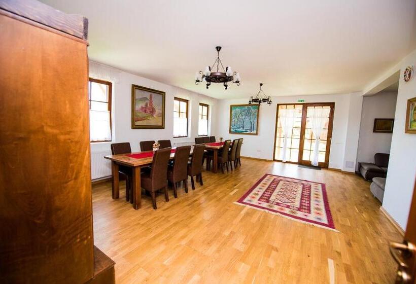 Pensiunea Agroturistica Raluca