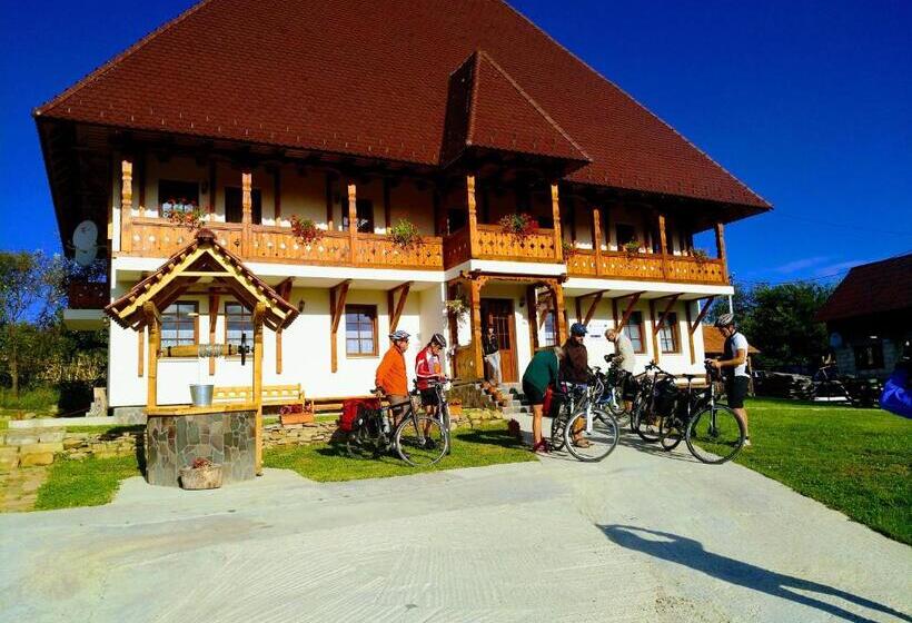 Pensiunea Agroturistica Raluca