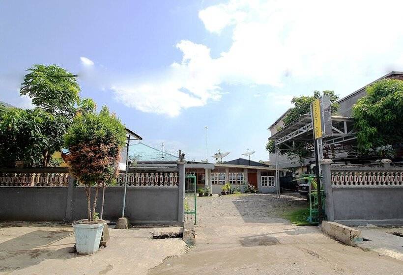 Spot On 2825 Hotel Mutiara