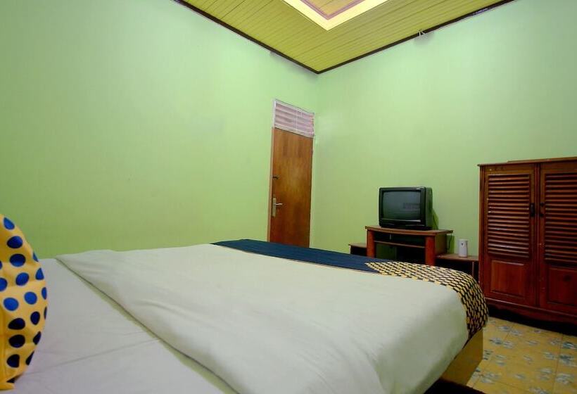 Spot On 2825 Hotel Mutiara