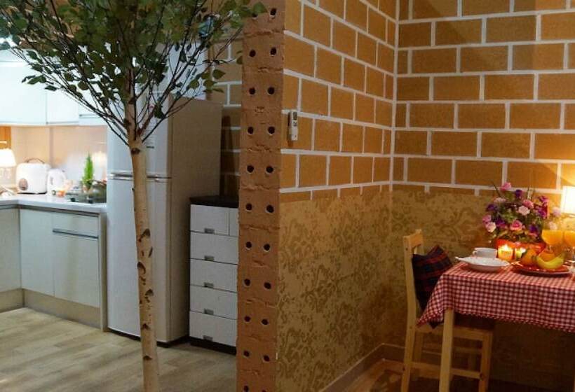 Taean Gomseom Hwangto Pension