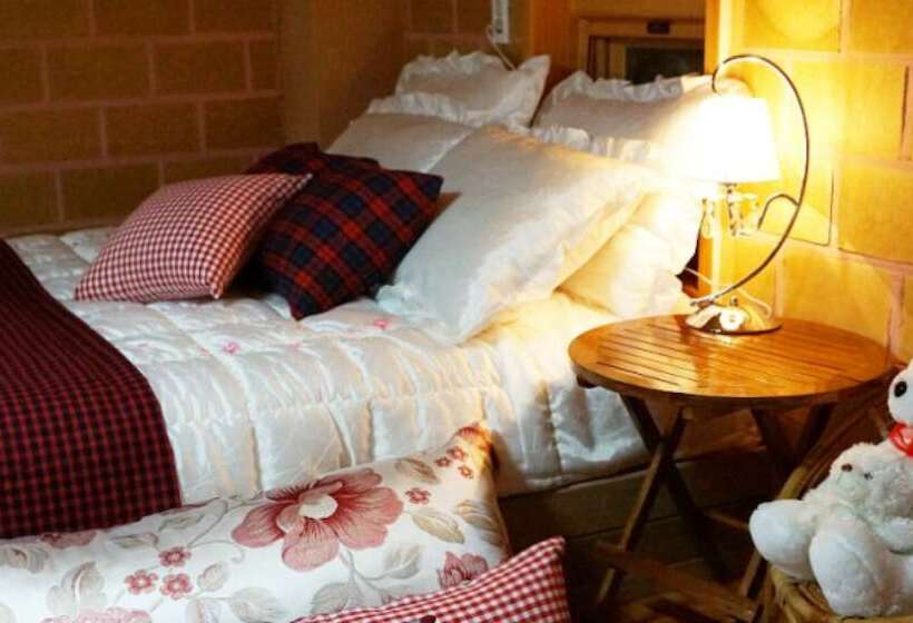 Taean Gomseom Hwangto Pension