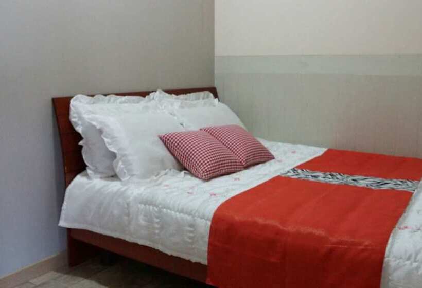 Taean Gomseom Hwangto Pension