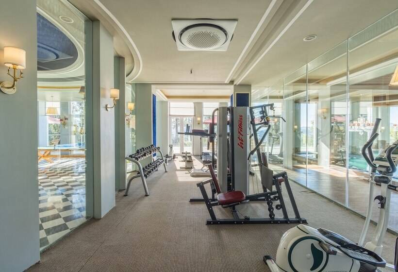 The Manor Luxury Apartments