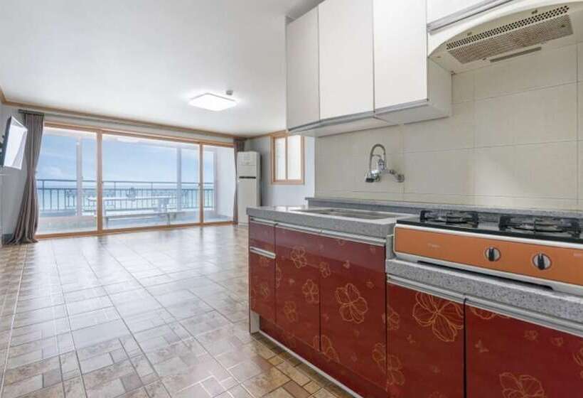 Yeongdeok Blue Ocean Tourist Pension