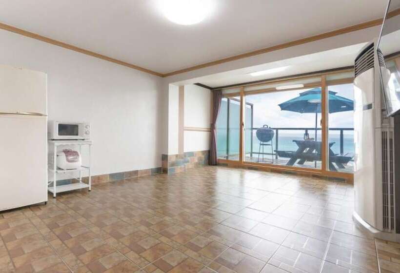 Yeongdeok Blue Ocean Tourist Pension