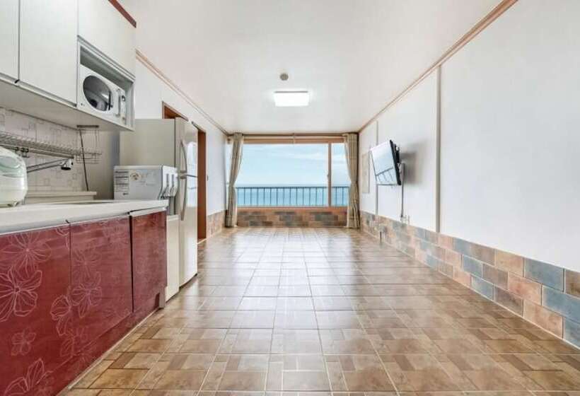 Yeongdeok Blue Ocean Tourist Pension