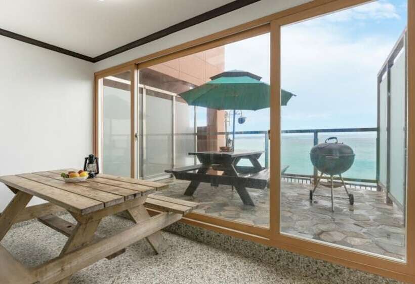 Yeongdeok Blue Ocean Tourist Pension