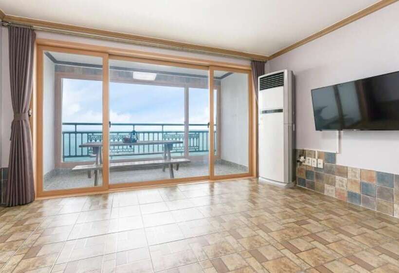 Yeongdeok Blue Ocean Tourist Pension