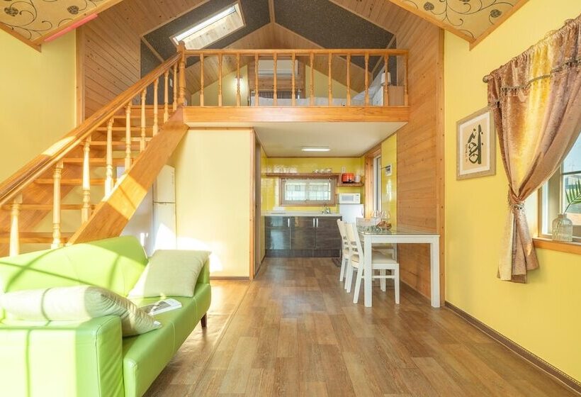 Yeosu Noeul Walk Pet Pension