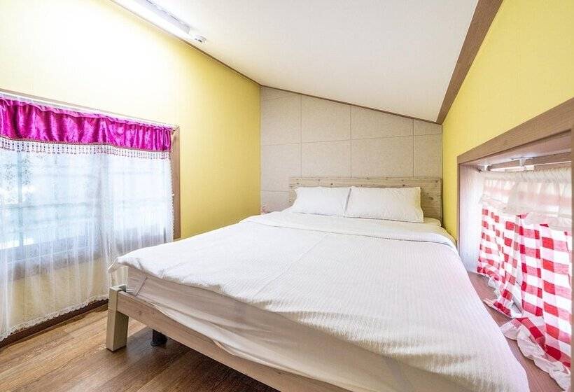 Yeosu Noeul Walk Pet Pension