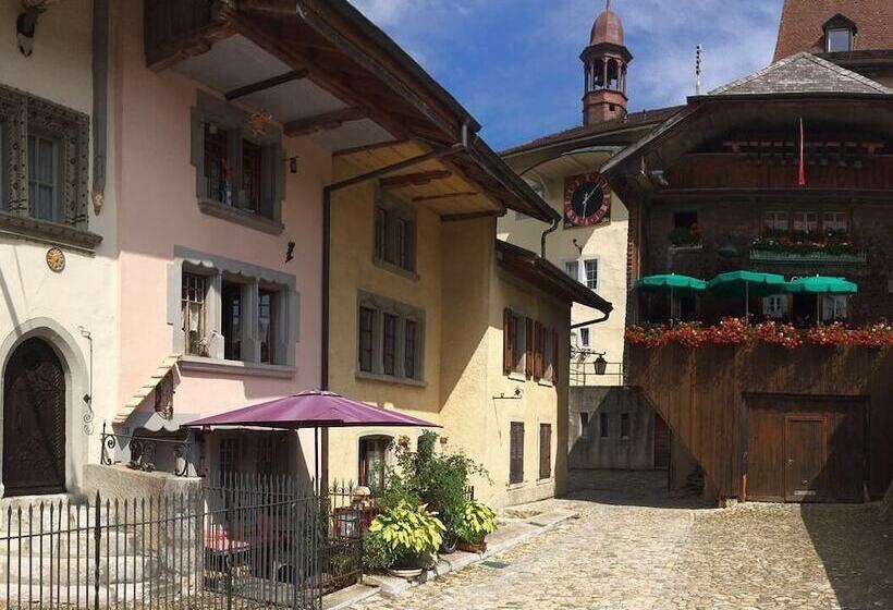 בית מלון כפרי Au Soleil De Gruyères Chez Chantal