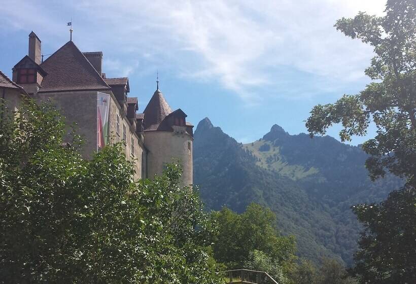 ホテル Au Soleil De Gruyères Chez Chantal