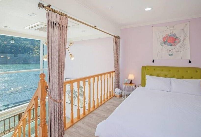 Отель Dream Pension