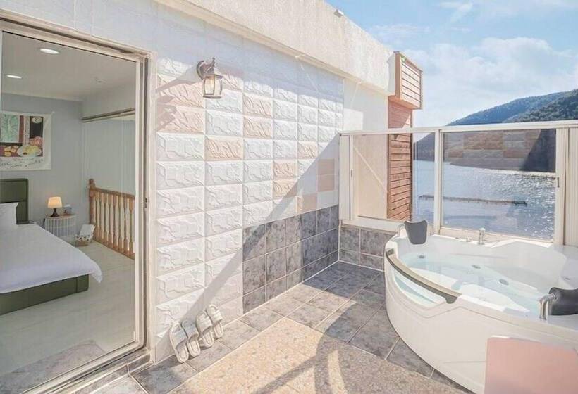 Отель Dream Pension