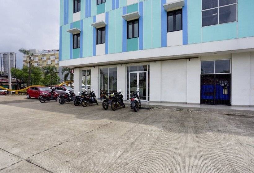 Отель Collection O The Regia Tambun