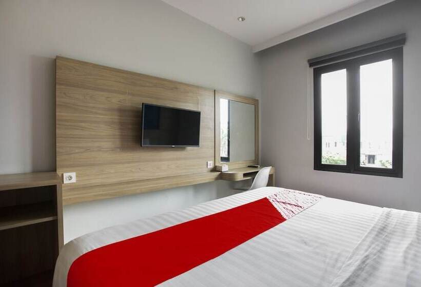 Отель Collection O The Regia Tambun