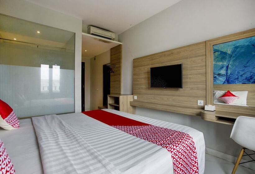 Отель Collection O The Regia Tambun