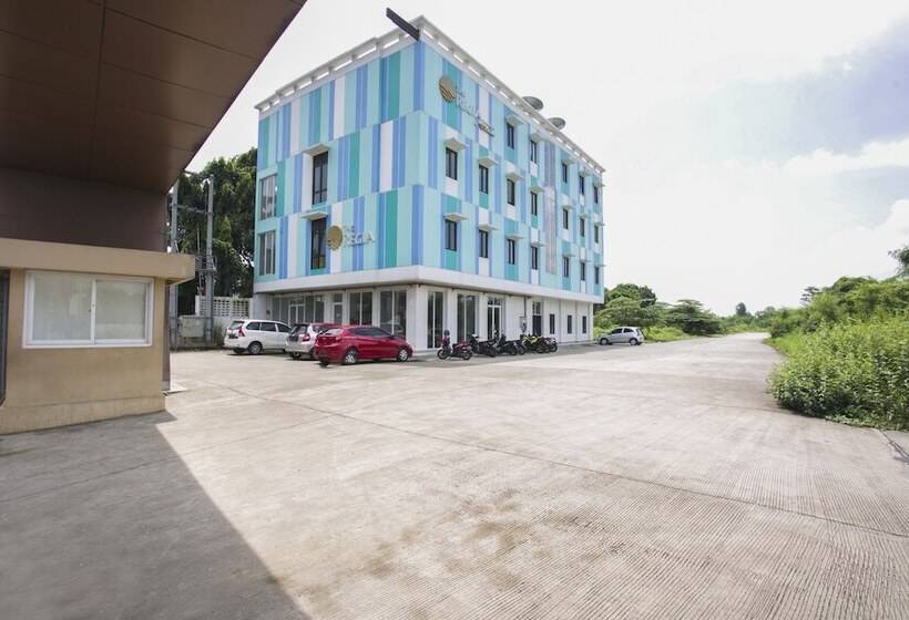 Отель Collection O The Regia Tambun