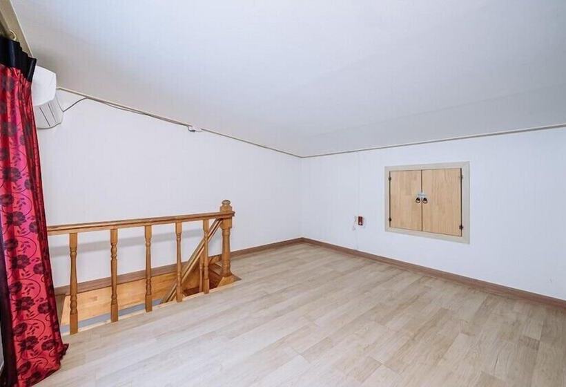 בית מלון כפרי Namhae Dream Pension