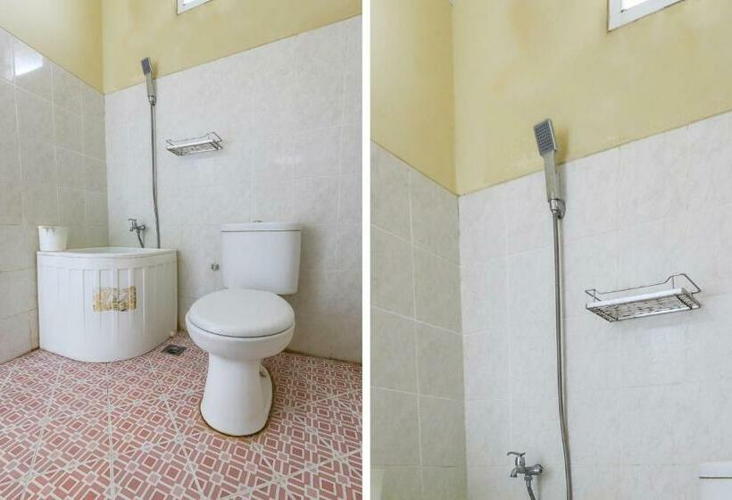 호텔 Reddoorz At Pelangi Guest House