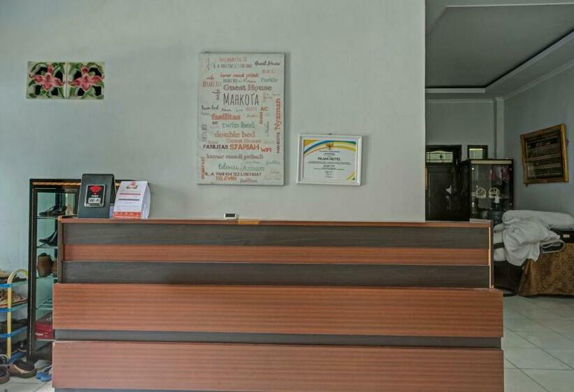 호텔 Oyo 3757 Mahkota Syariah Guesthouse