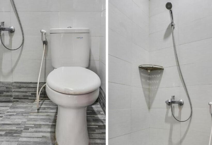 Отель Oyo 3826 Columbus Residence K11