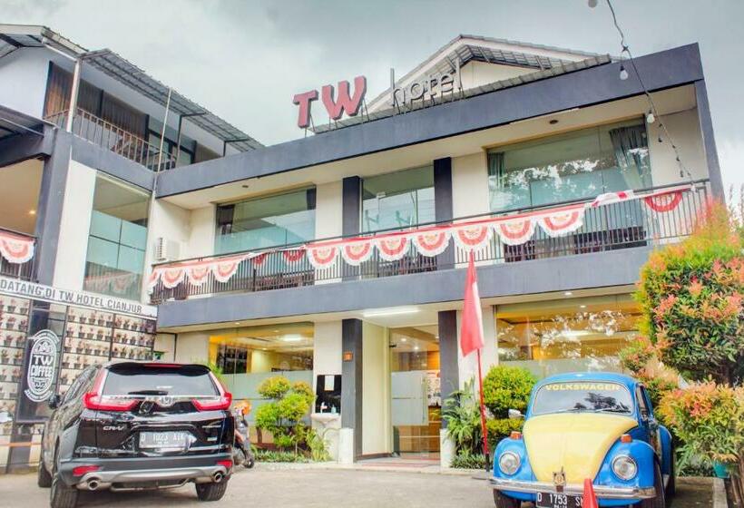 Otel Oyo 3951  Tw Rancagoong