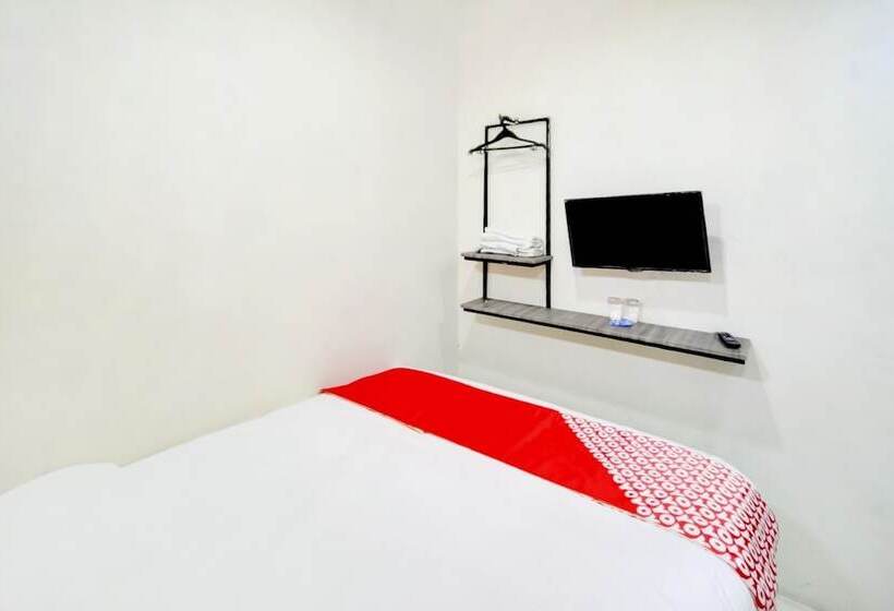 Отель Oyo 90048 Teratai Bekasi Guesthouse