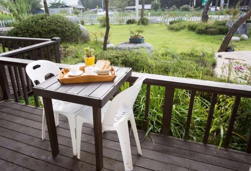 Hotel Pocheon Forest Pension