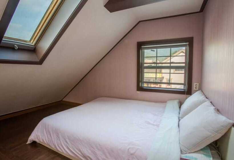 Hotel Pocheon Forest Pension