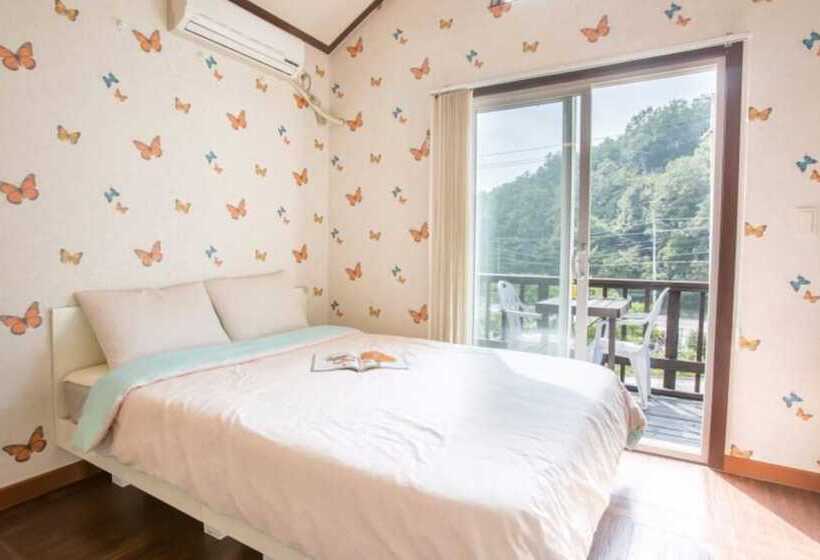 Hotel Pocheon Forest Pension