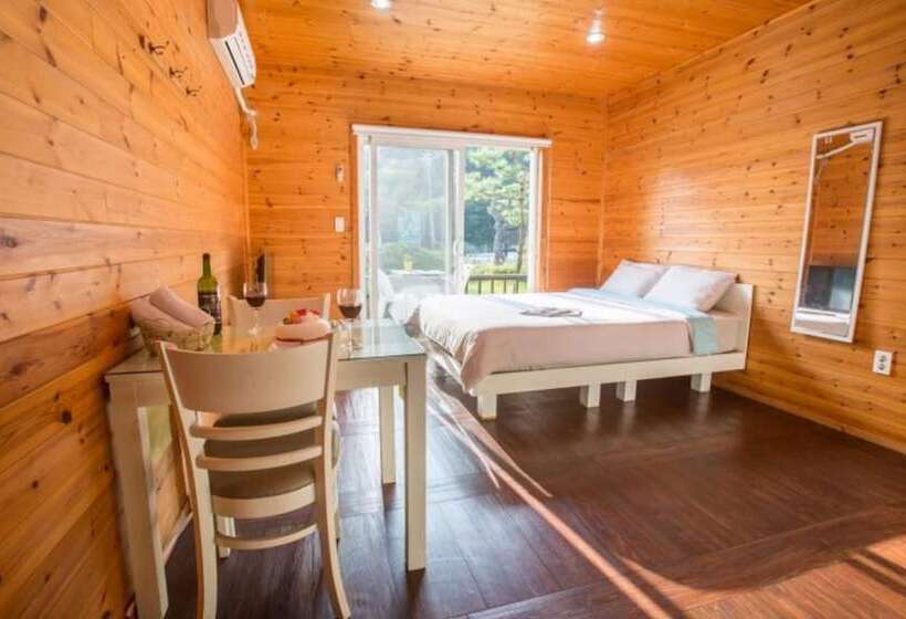 Hotel Pocheon Forest Pension