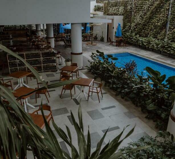 Rayz Umm Hotel Malang