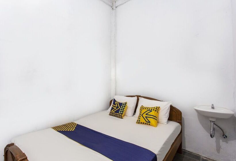 ホテル Spot On 1055 Sakura Homestay Syariah