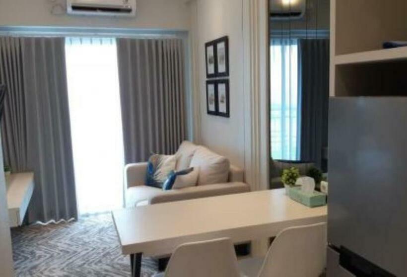 בית מלון כפרי Tanglin Mansion Supermall Surabaya By Havana Friends