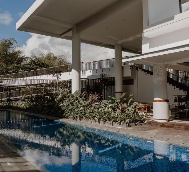 Rayz Umm Hotel Malang