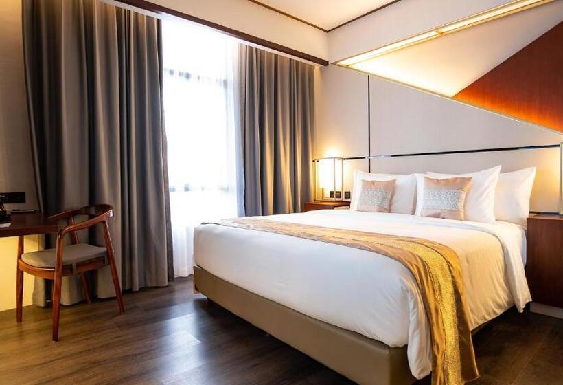 Rayz Umm Hotel Malang