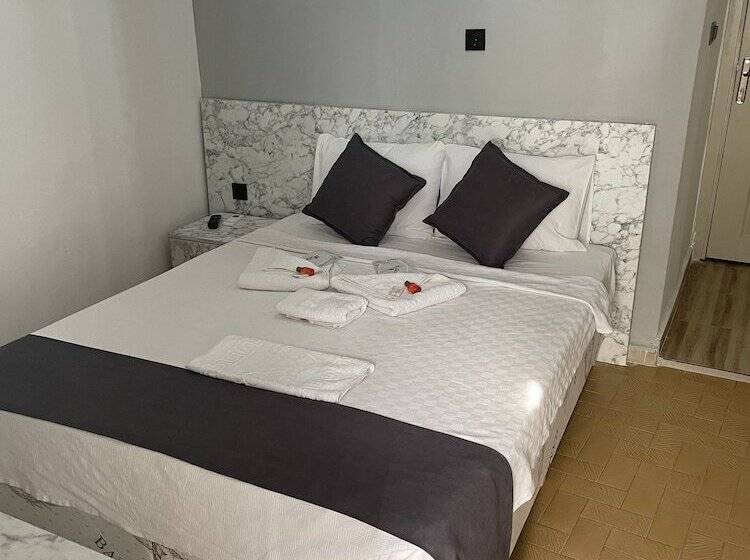 Ersoy Ege Apart Otel