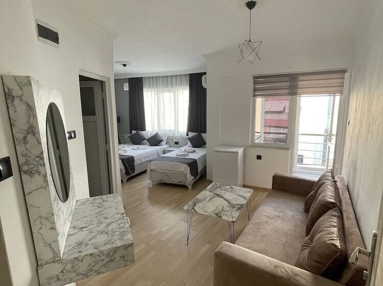 Ersoy Ege Apart Otel