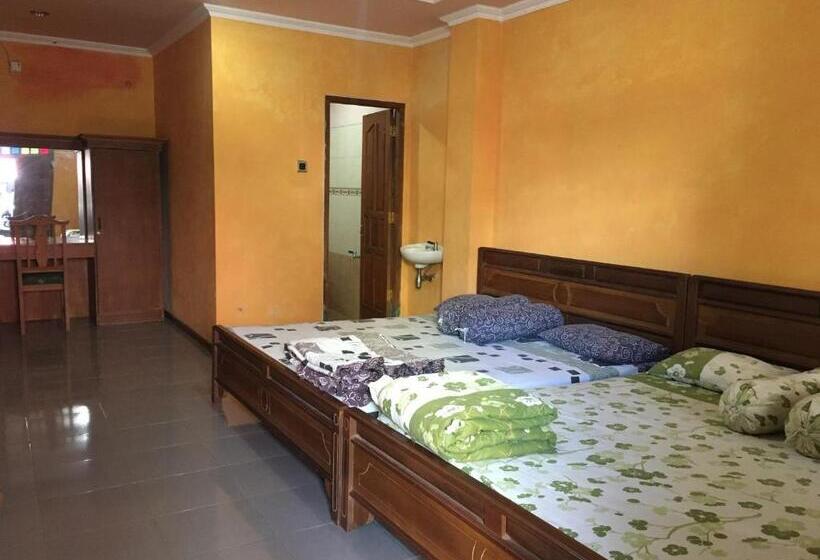 בית מלון כפרי Alami