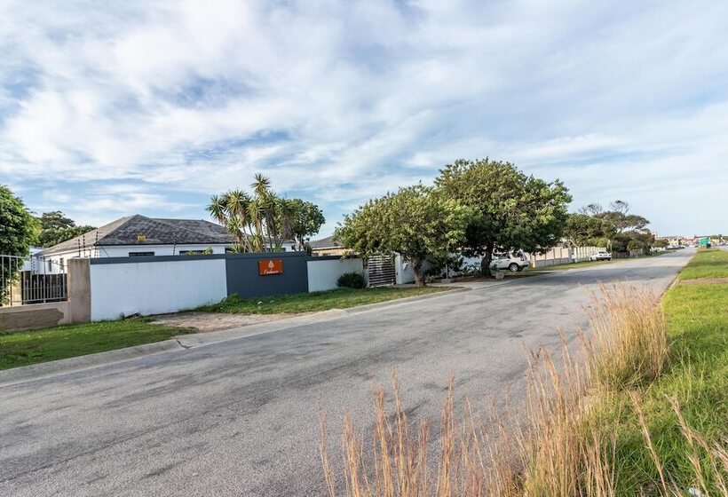 هتل Cashmere Suites