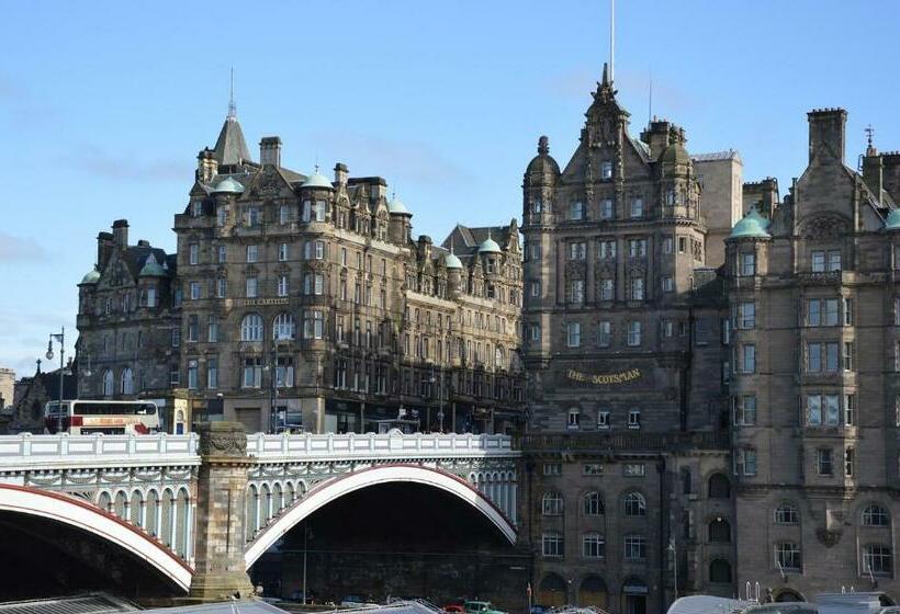 호텔 Clifton Cottage B&b