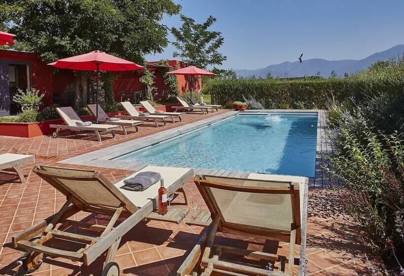 Отель Clos Des Aspres