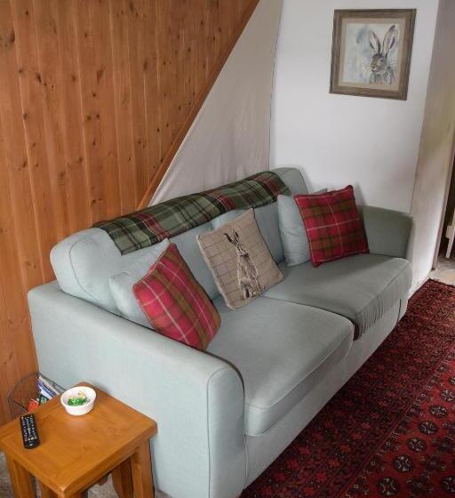 ホテル Sweetbriar Cottage Bed & Breakfast And Camping